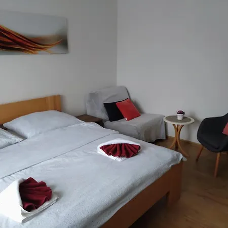 Apartment Bile Domky Lednice